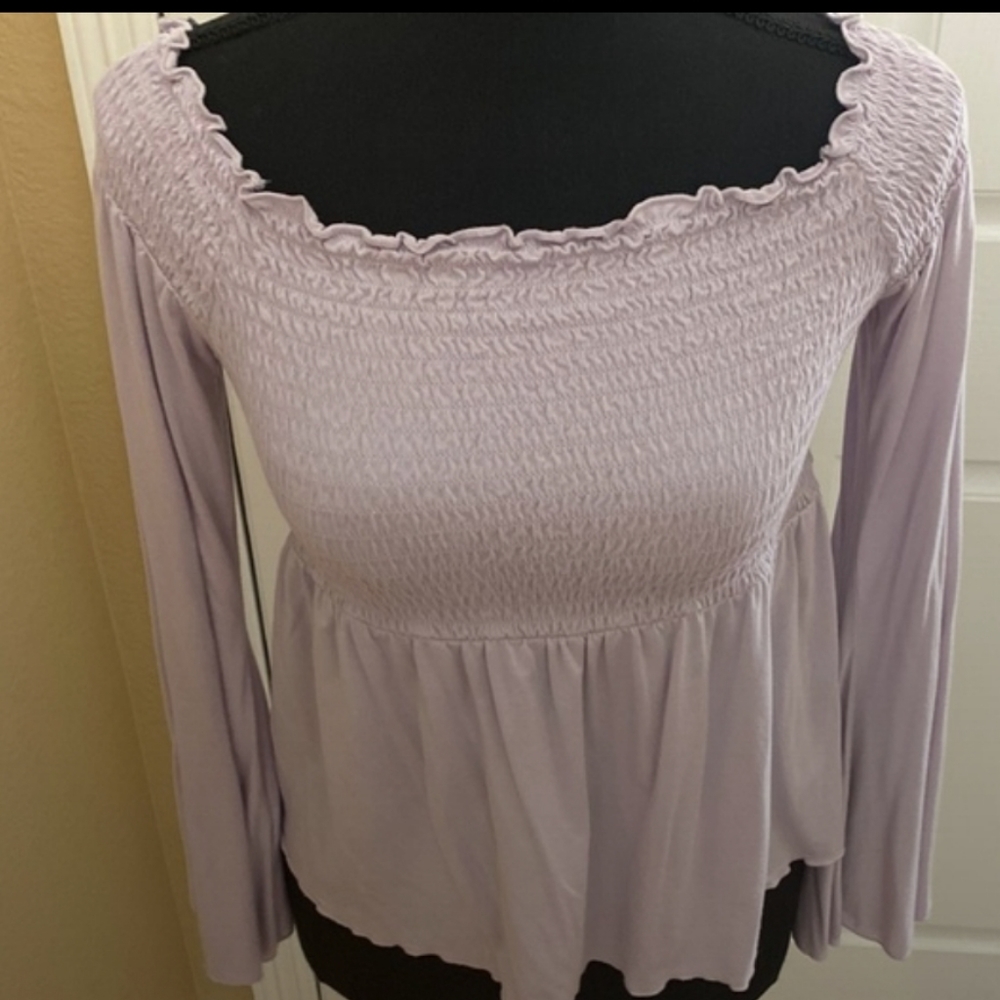 American Eagle Light Purple Long Sleeve Smocked Top with Lettuce Hem
